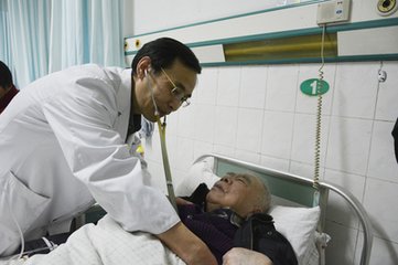 <strong>呼吸科专家任光明：沉默的杀手—慢性阻塞性肺疾病(COPD)</strong>