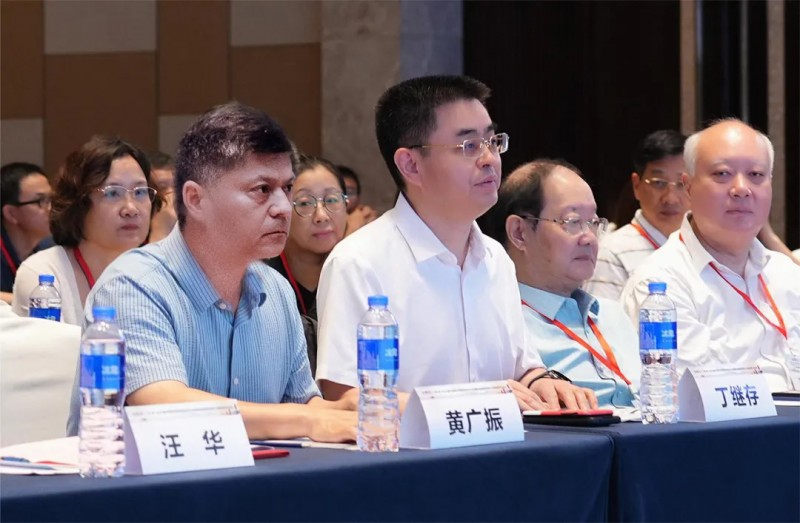 学术之声 | 徐州一院党委书记、院长丁继存教授受邀出席中国中西医结合变态反应学术年会及学术会议，刘向群教授授课并参与主持