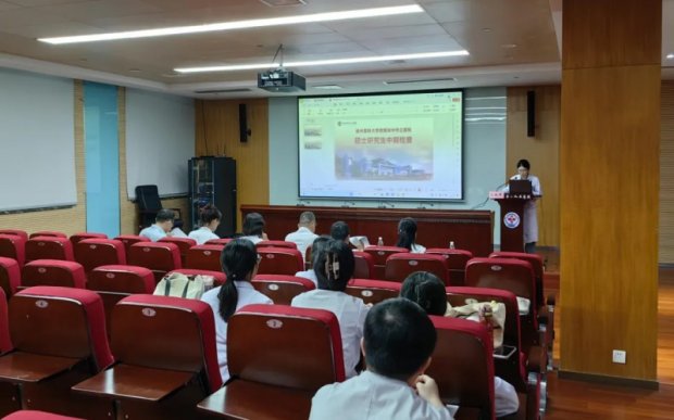 新闻资讯 | 徐州一院顺利完成2024年度硕士研究生中期考核工作