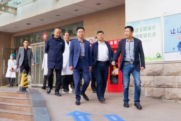 <strong>集团之声 | 市卫健委领导一行调研徐州一院医疗集团铜山分院</strong>