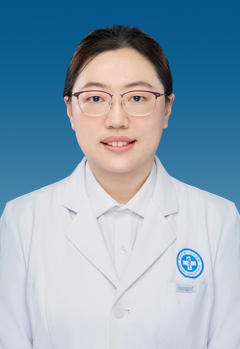 李威