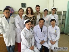 白俄罗斯女孩患病市一院仁心仁术救助