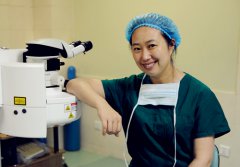 专访我院眼科屈光手术中心专家朱冉