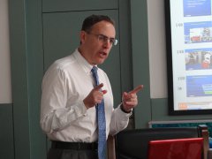 美国克利夫兰医学中心Edward Manno医学博士来我院进行学术交流