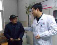 爱心温暖了第一医院住院病房