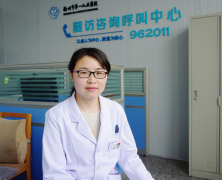 <strong>肿瘤内科秦晓冰：肺癌起病隐匿 高危人群可做低剂量CT筛查</strong>