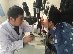 <strong>“以天使之心悬壶济世，以善良之本立身于世”——记市一院眼科二病区主任张正培</strong>