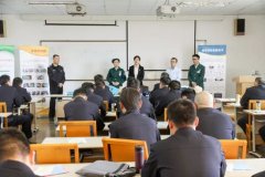 我院开展专科护士走进警营急救技能巡回培训