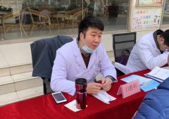 我院青年志愿者、博士义诊团走进贾汪泉城社区开展义诊活动