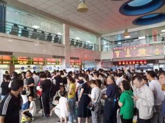 暑期就诊高峰已至，我院各科室做好十足准备