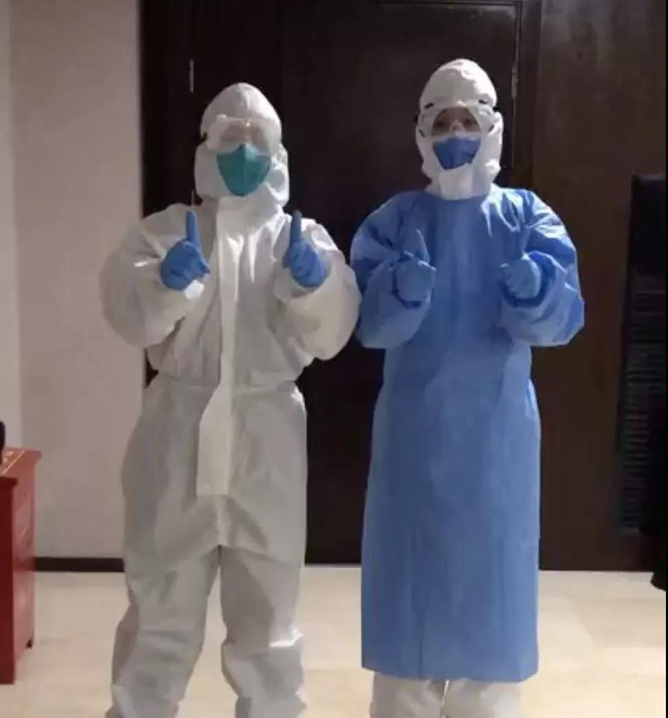 千磨万击！我们坚劲如初！武汉，为了美好的明天，我们同战疫！共进退！