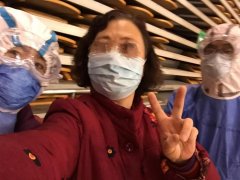 战斗中的城市 温暖的武汉伢