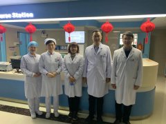 医患一家亲 和谐又温暖 市一院肿瘤中心大年初一为“留守”住院患者送祝福！送温暖！