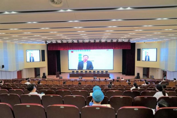 是一院院组织观看《以DRG为抓手驱动医疗质量》的线上培训课程