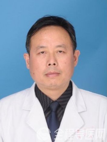 【专家访谈】每一台手术都在争分夺秒——记徐州市一院介入与血管外科副主任刘建