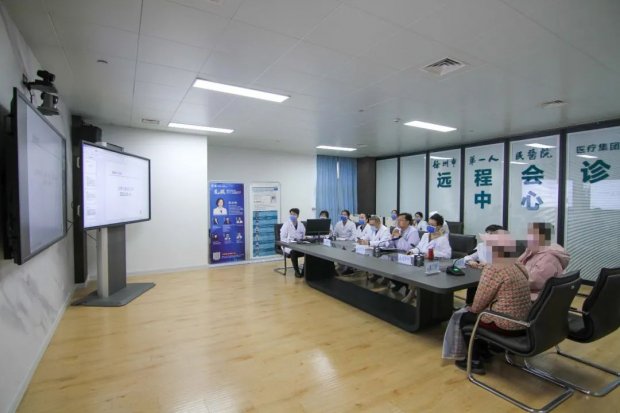 殷咏梅教授团队携手市一院乳腺肿瘤专家团队开展远程义诊活动