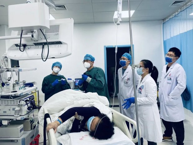 同心战疫①|徐州市一院消化内科联合普外•胃肠外科连夜救治七旬下消化道出血女性患者