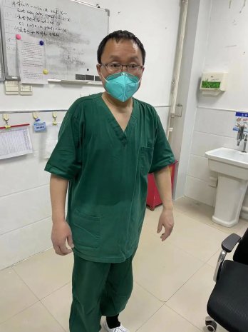 抗疫随笔|“疫”线“天使白”，守护健康“绿”