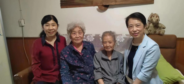 初心不改，薪火相传——市一院护理部慰问退休护理前辈