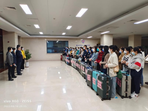 抗疫随笔 | 疫线坚守换来城市的“烟火气”