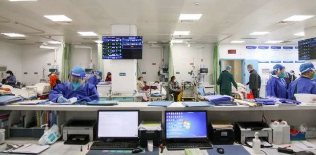 一院急诊人：他们把坚强留给患者 将病痛悄悄藏在这里