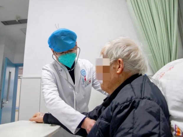 市一院急诊医学科主任张良入选省卫健委新冠肺炎防治专家组