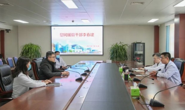 市一院慰问援疆干部李春建