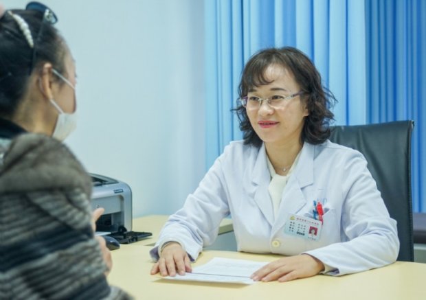 巾帼风采 2 | 医者仁心写大爱 不忘初心铸忠诚