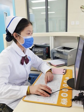 巾帼风采 | 用仁爱守护生命，用行动诠释担当