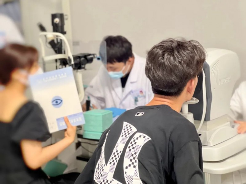 三甲医院又迎“摘镜热潮”，专属福利持续进行中