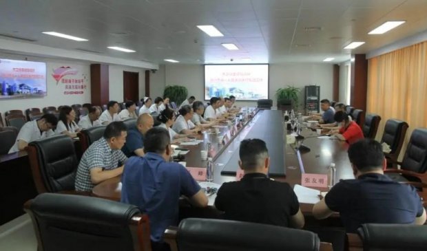 <strong>市卫健委领导赴徐州市第一人民医院调研医疗集团工作</strong>