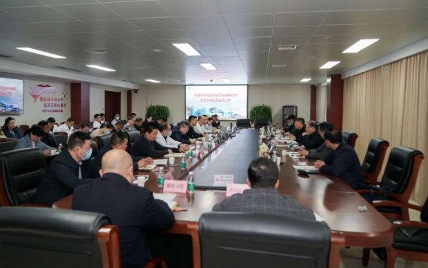 市卫健委领导一行到徐州市第一人民医院医疗集团（铜山区医疗集团）调研并主持召开座谈会