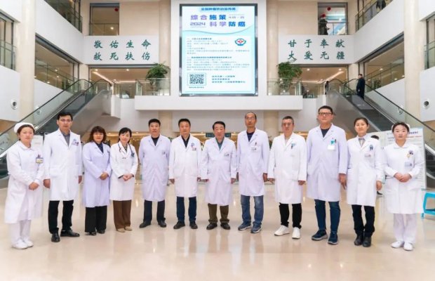 徐州一院举办全国肿瘤防治宣传周大型义诊及健康科普系列活动（一）